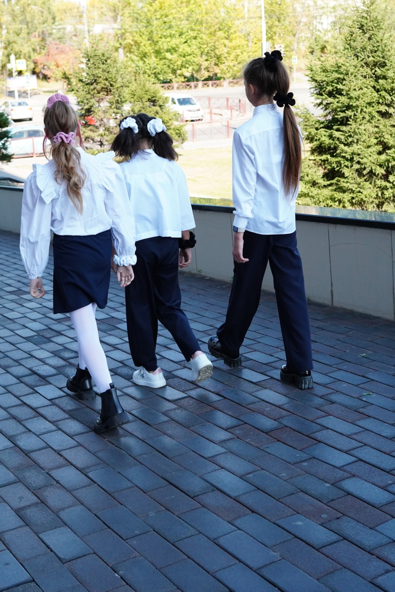  Скранч-широкая резинка 