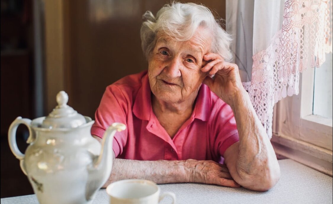 Когда мы затопили квартиру соседки этажом ниже, её реакция меня ...