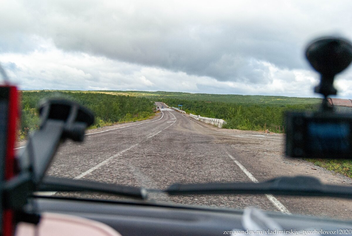 Местами подразбитая, но в целом проезжаемая без каких-либо вопросов