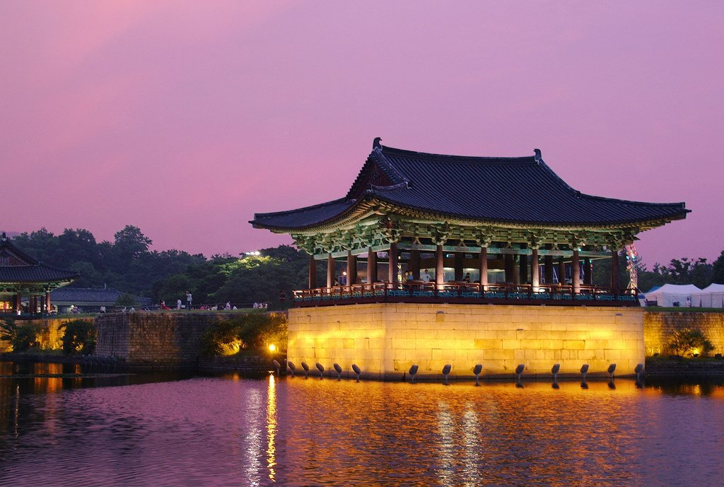 Кенджу южная корея. Кенджу корея город. Пруд анапчи корея. Кёнджу южная корея. Анапчи кёнджу.