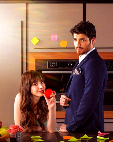 Постер к турецкому сериалу "Полнолуние"