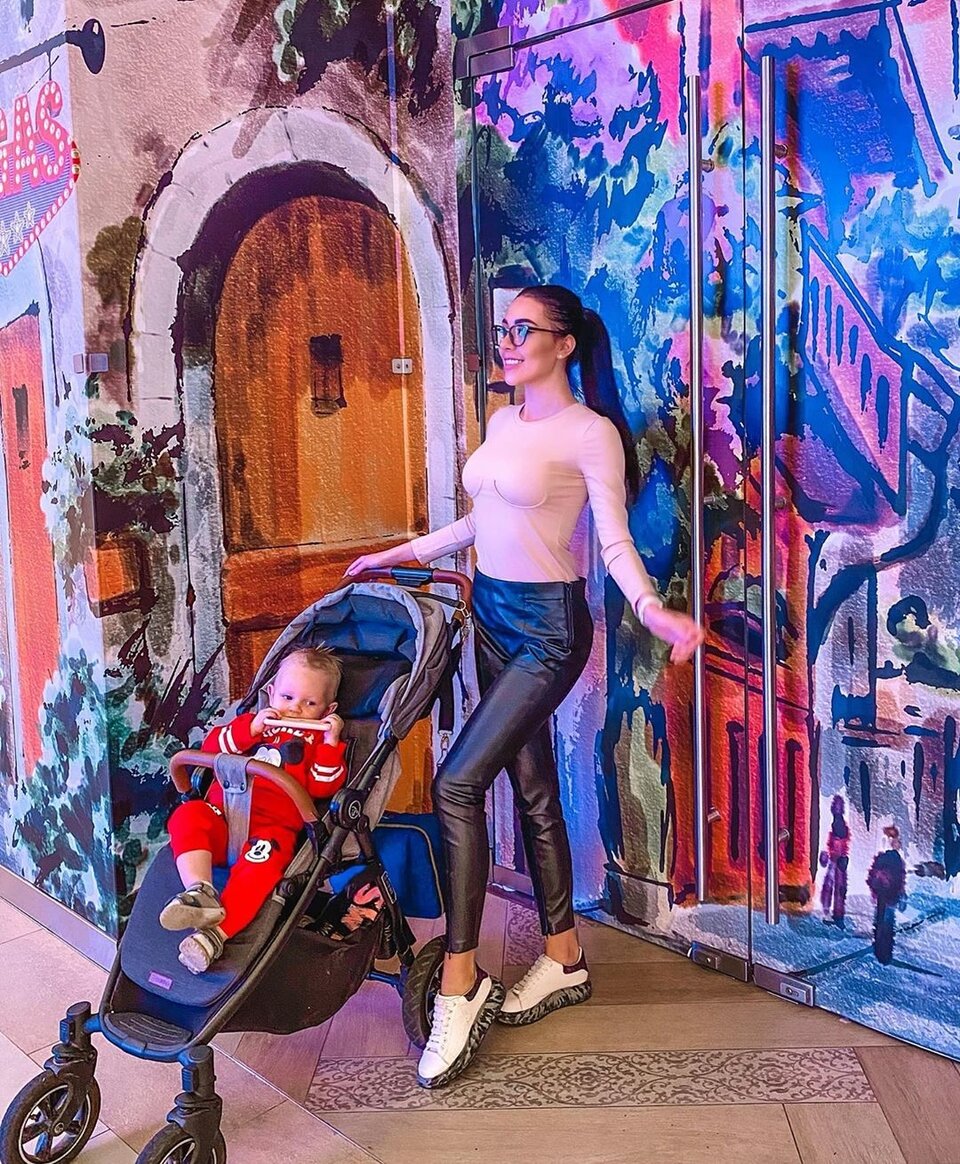 Алёна Рапунцель начала новую жизнь в Москве
​Фото: «Инстаграм» 