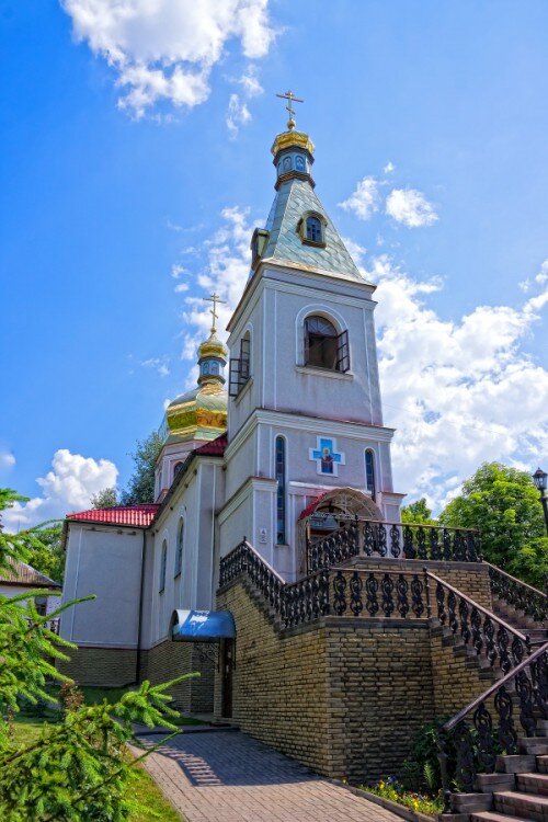 Глинская пустынь сегодня. Храм святителя Николая. Фото из открытых источников.
