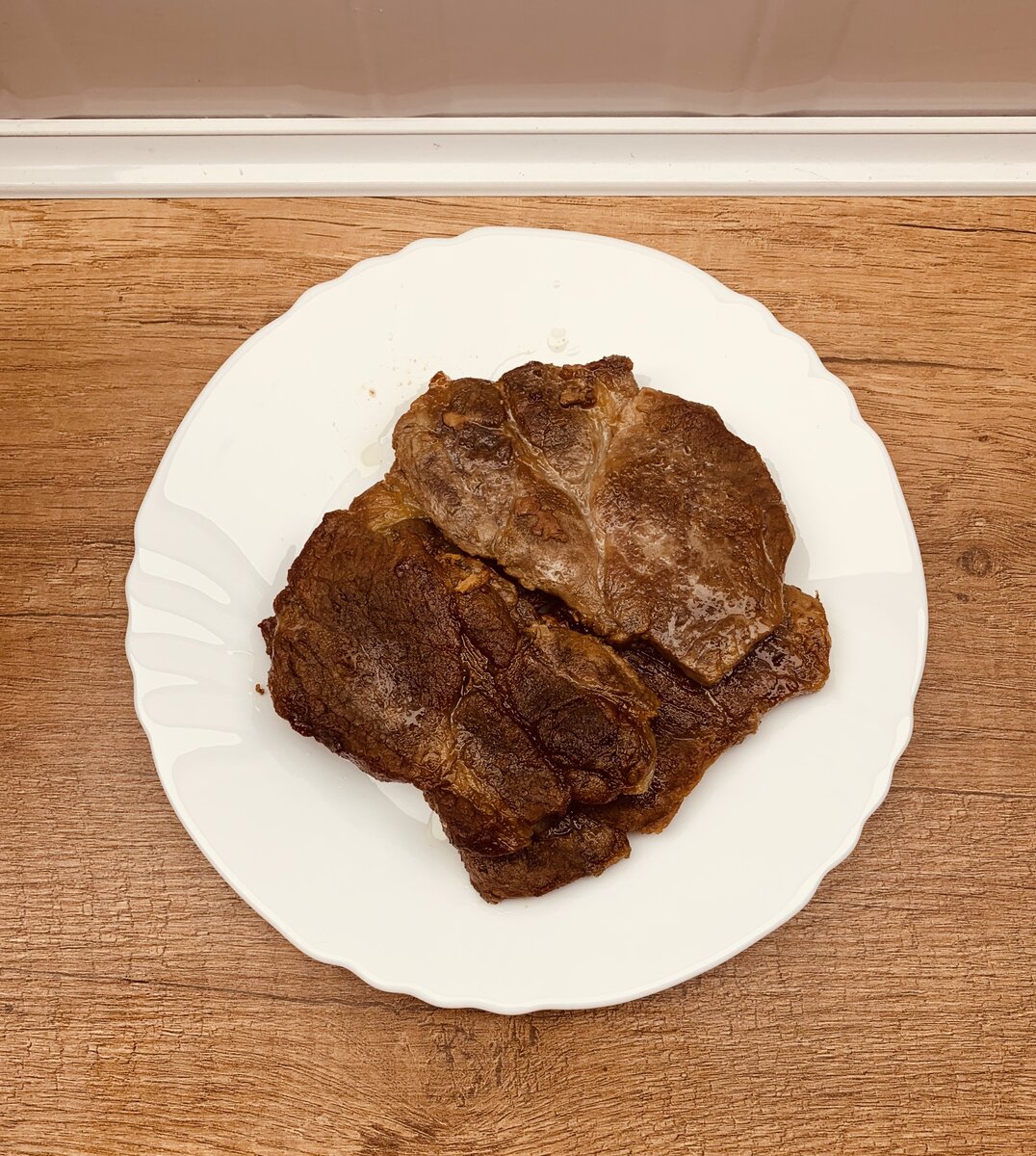 Стейки свиные....