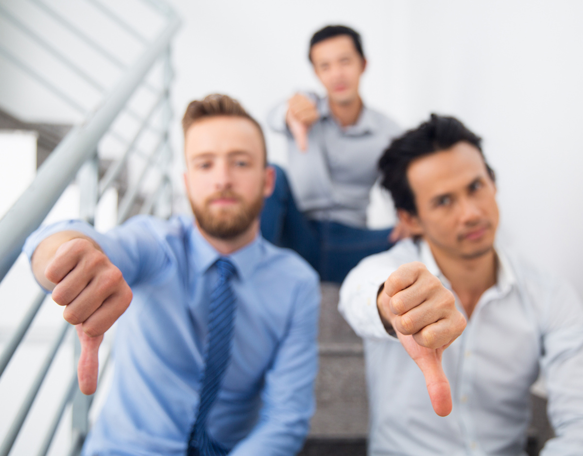 Отрицательный отзыв.