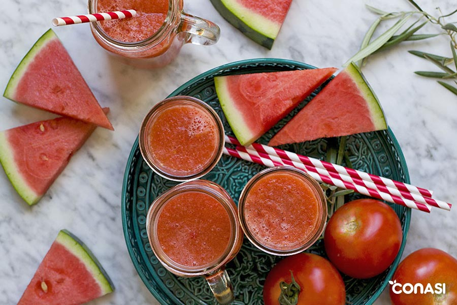 Ароматные специи и свежие травы