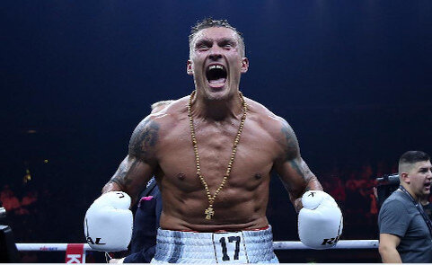 Александр Усик, участник одного из главных боев октября