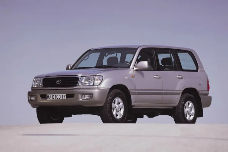 Toyota Land Cruiser 100, источник: Toyota