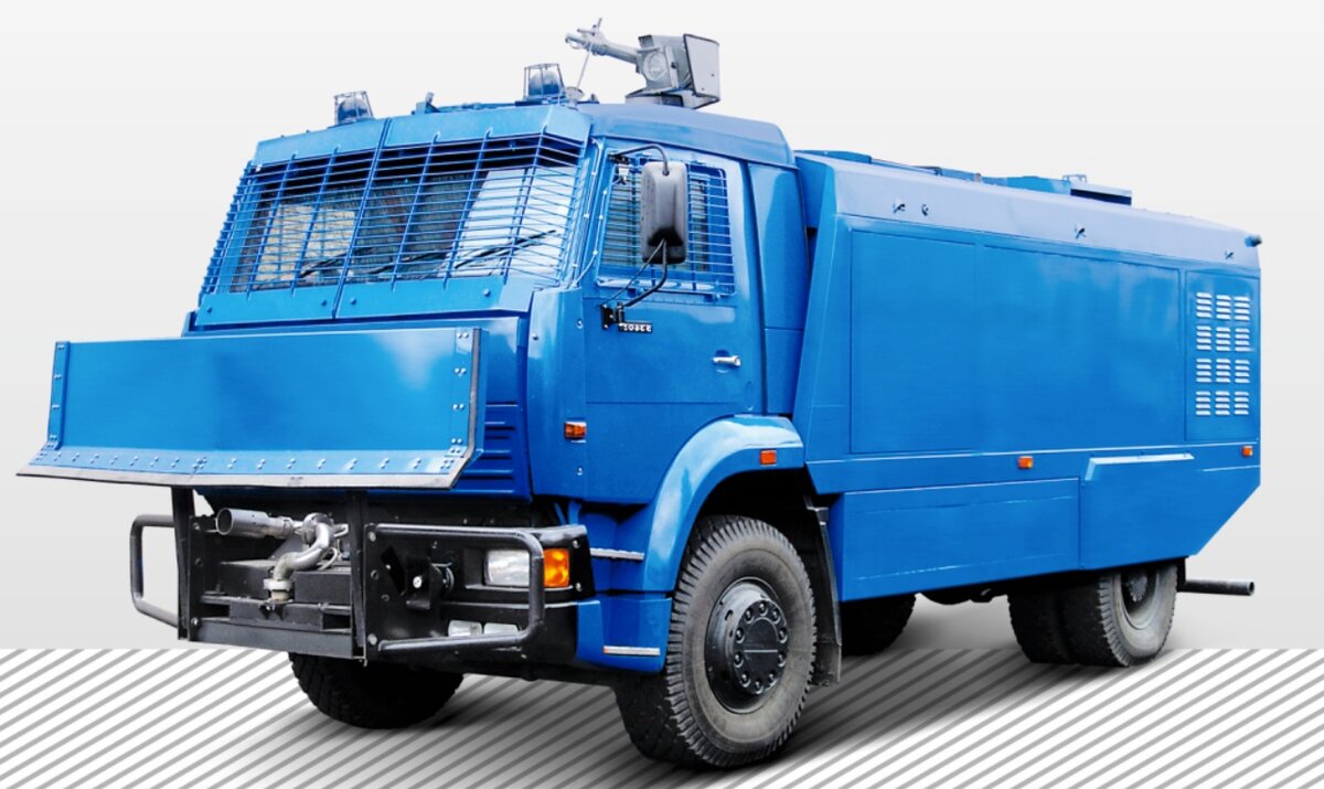 Красивая машинка в коллекции градоначальника. Покажите своим детям, пусть оценят.