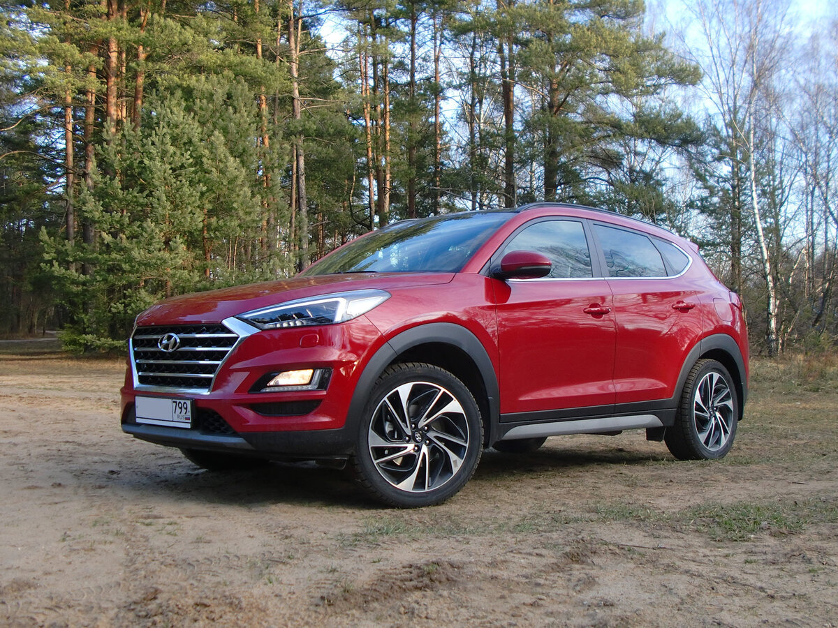 Hyundai tucson 2018 2.0. Хендай Туссан красный. Туксон High-Tech Plus. Hyundai Tucson 21-22. Tucson Hyundai драйв.