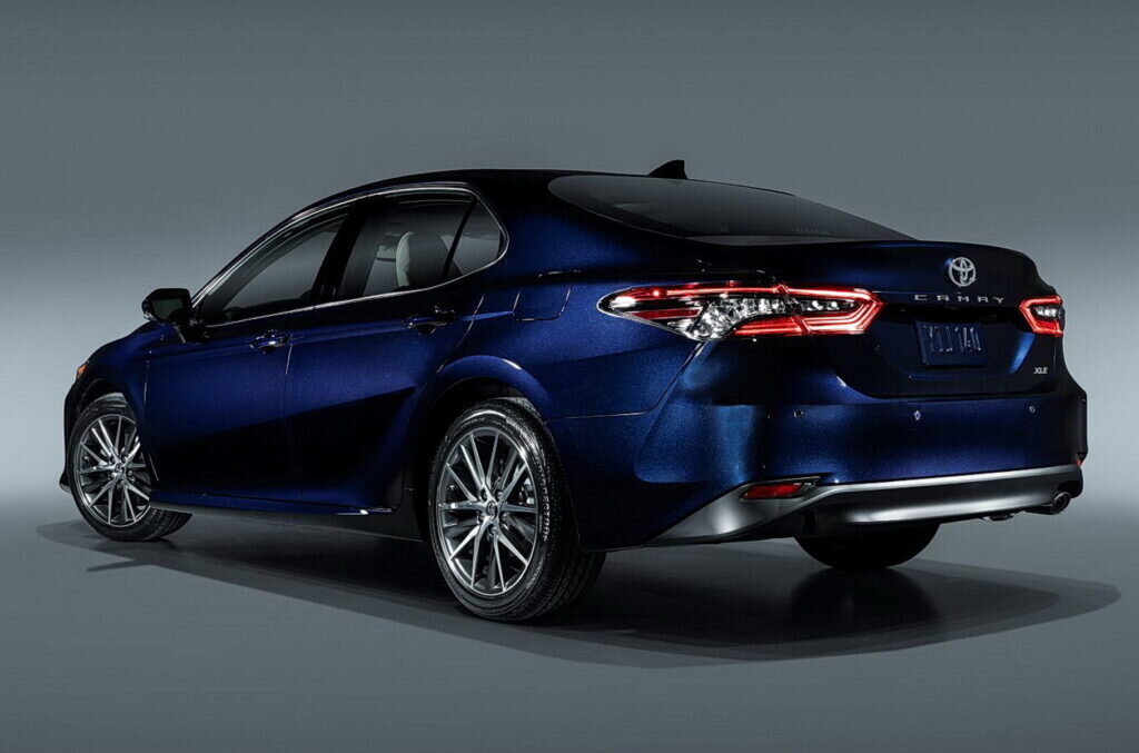 Обновлённая Toyota Camry 2021. Источник фото: Яндекс Картинка
