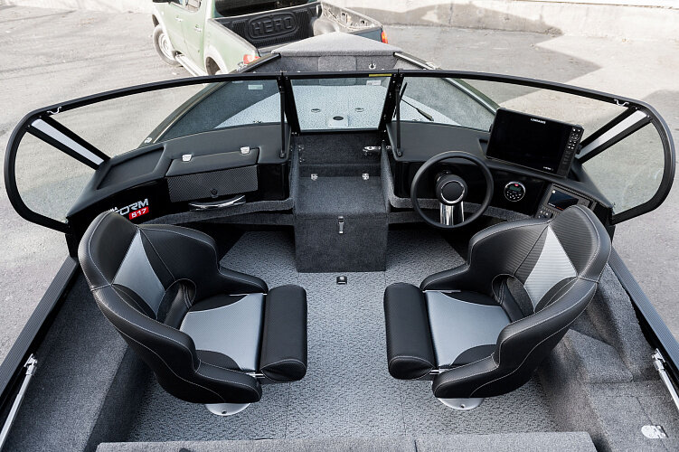 Лодка aluma storm 577. Лодка алюма шторм 477. Катер aluma storm 577. Лодка алюма шторм 577. Лодка aluma storm 577.