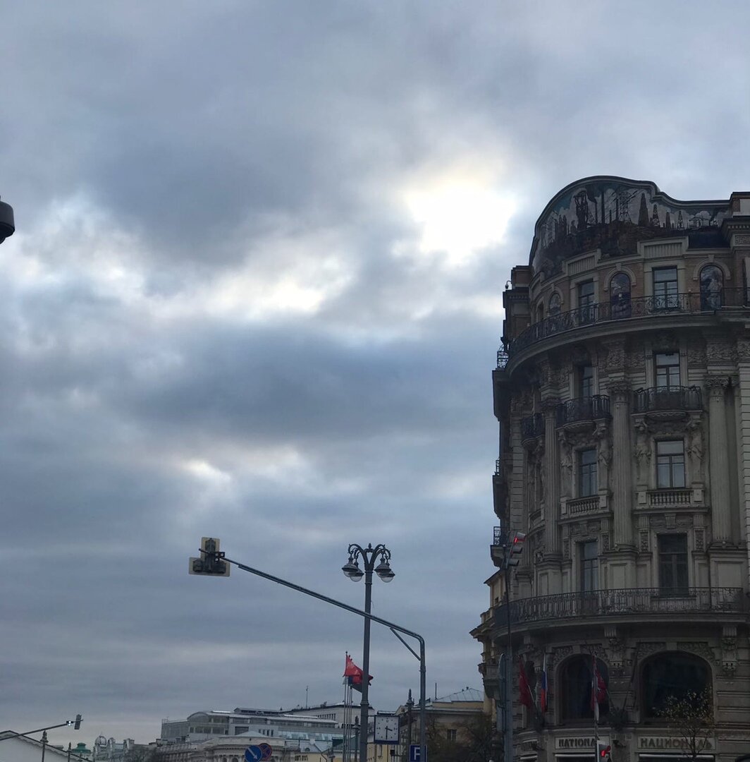 Вид на выход из метро "Охотный ряд"