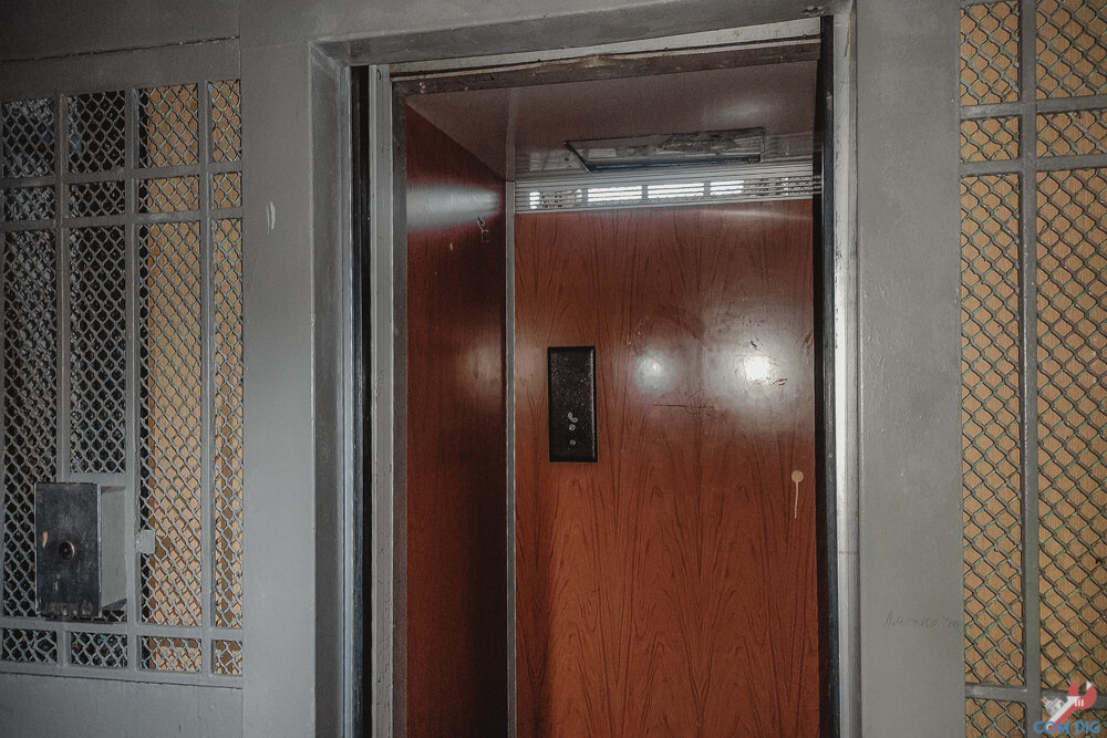 В Москве под снос идут даже девятиэтажные дома! Пробрался внутрь и ...