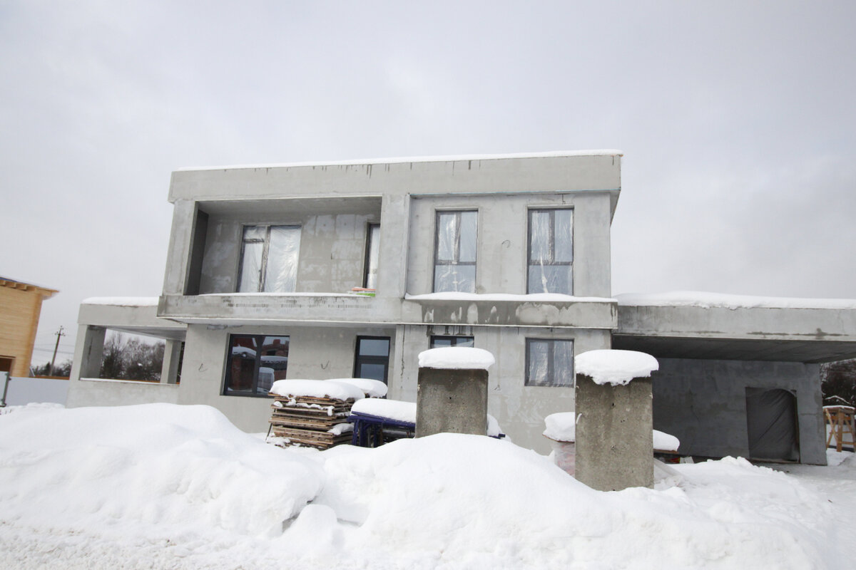 Фото архитектора Бориса Зайцева в поселке Райт Вилладж