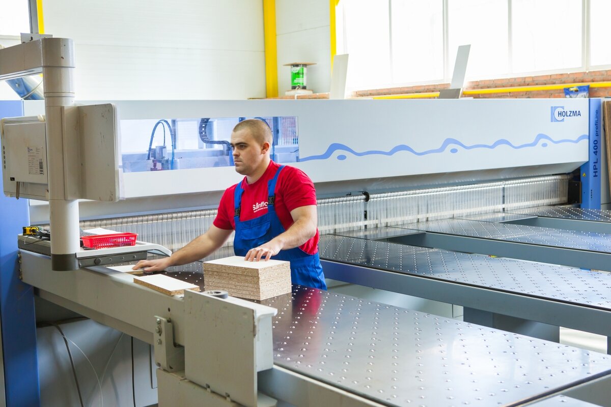 Заводы фабрики орел. Работа в орле производство. Завод сыробогатов в орле. Маффиа умберто. Завод фабер орел.