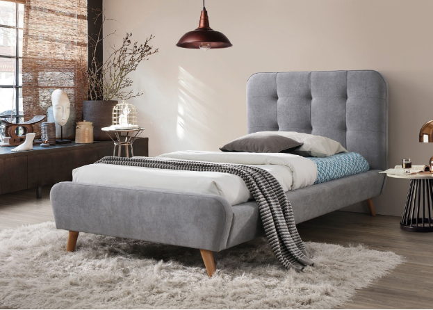 Односпальная кровать – прекрасный вариант для подрастающих детей и подростков, возможно, взрослому человеку такая ширина может показаться слишком аскетичной, хотя и считается вполне достаточной