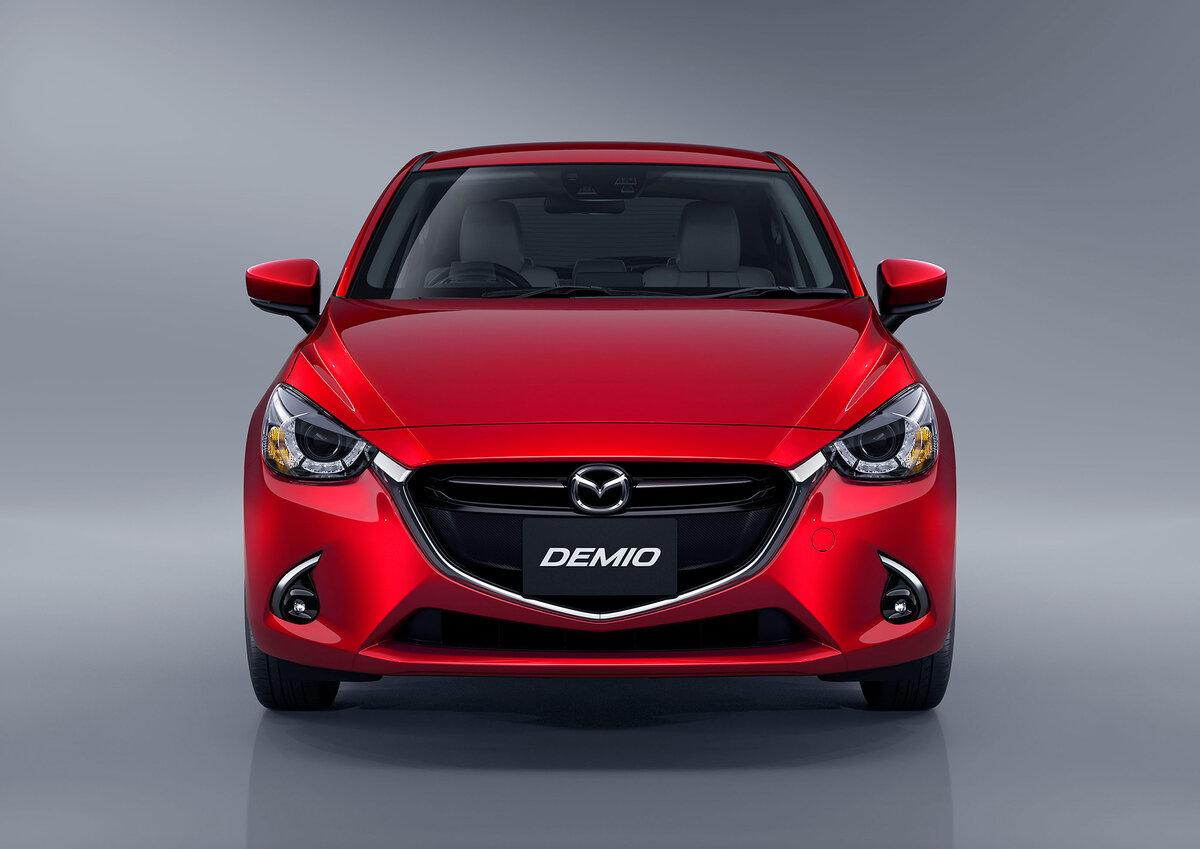 Машина Mazda