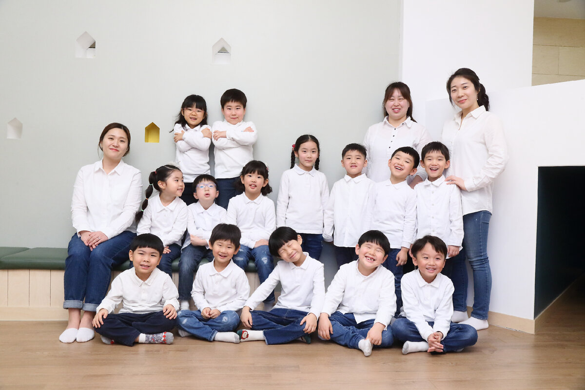 Дети в Корее с ранних лет занимаются в дополнительных секциях.