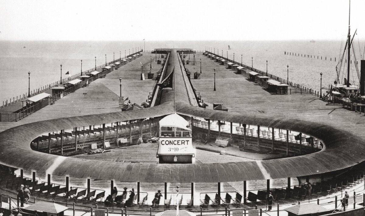 © public domain (Самоходная дорожка в Чикаго)