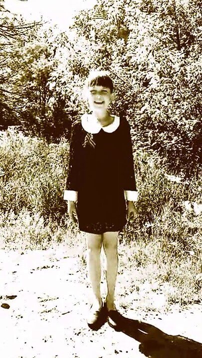 Юлия Друнина в детстве (оба фото из открытых источников)