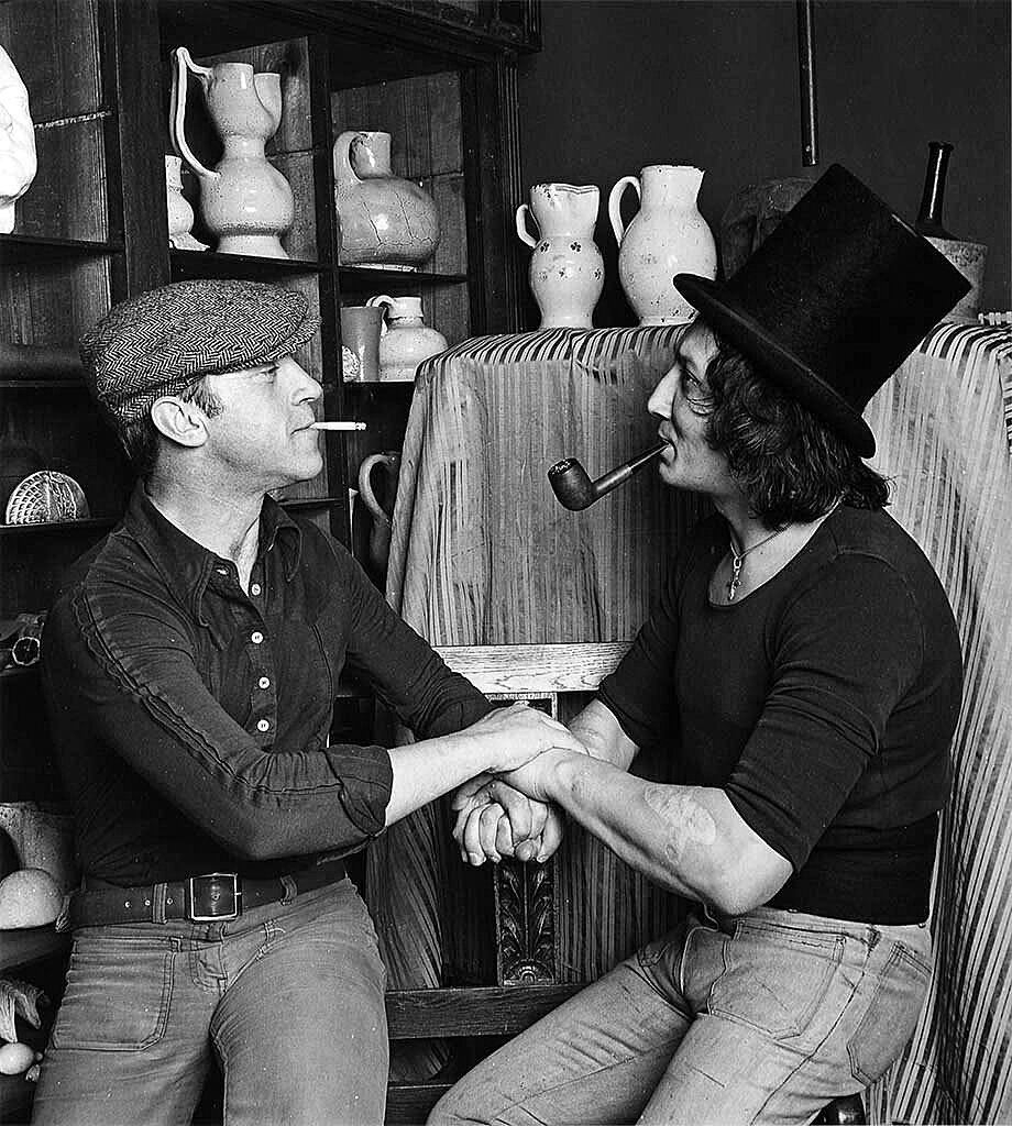 Владимир Высоцкий и Михаил Шемякин в студии. Источник с сайта m.fishki.net 