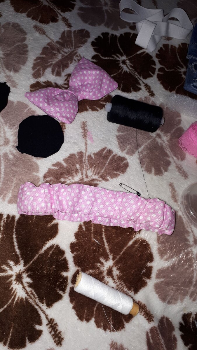 Шьем ночью,пока ребенок спит)))