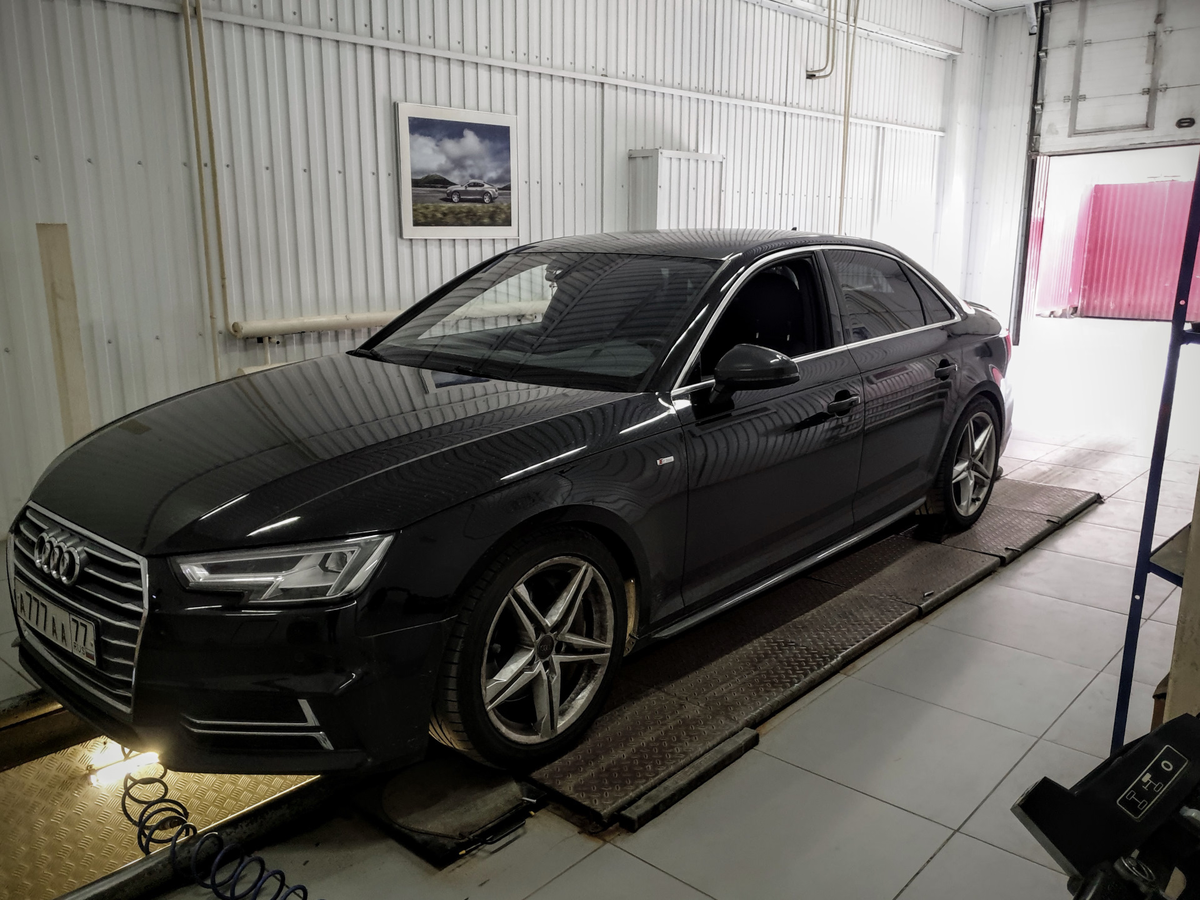 Авто уже на стенде