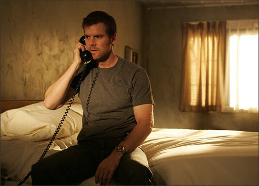 Кадр из сериала "Потерянная комната" 