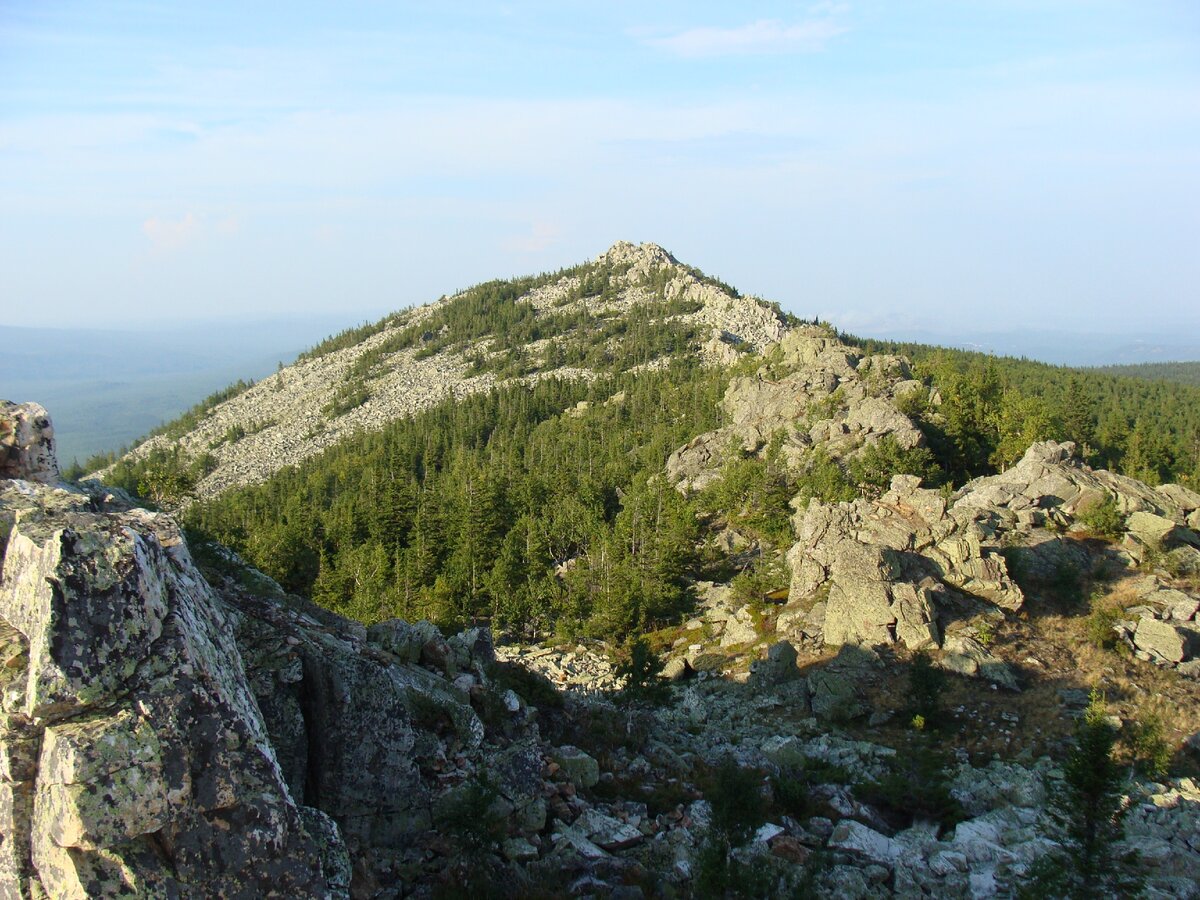 вид на северную вершину Ицыла