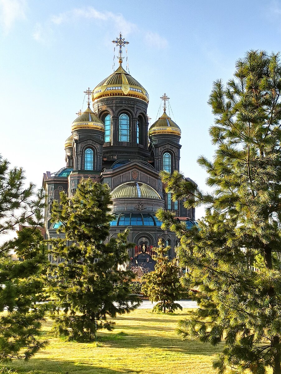 Купола сделаны в виде шлема