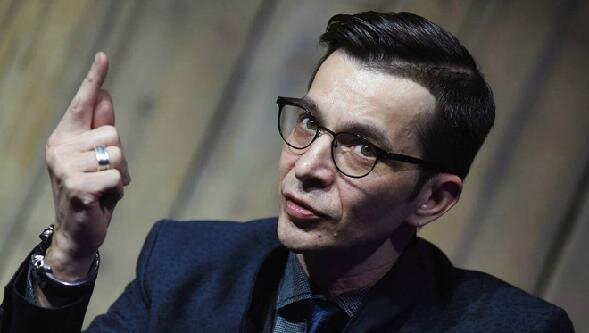 На фото Андрей Курпатов