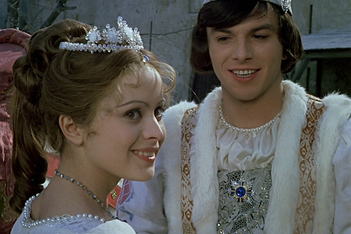 Золушка и принц, фильм-сказка "Три орешка для Золушки"