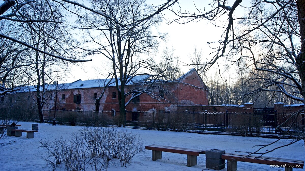 2. Между северной частью Обводного канала и улицей (в наше время Советской) в 1848 году был разбит Екатерининский парк.