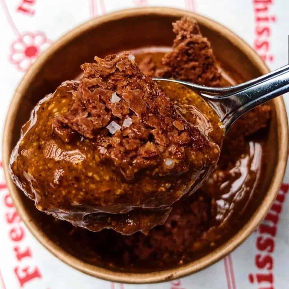 Десерт Shut your mousse. Фото: @napoligang.uk