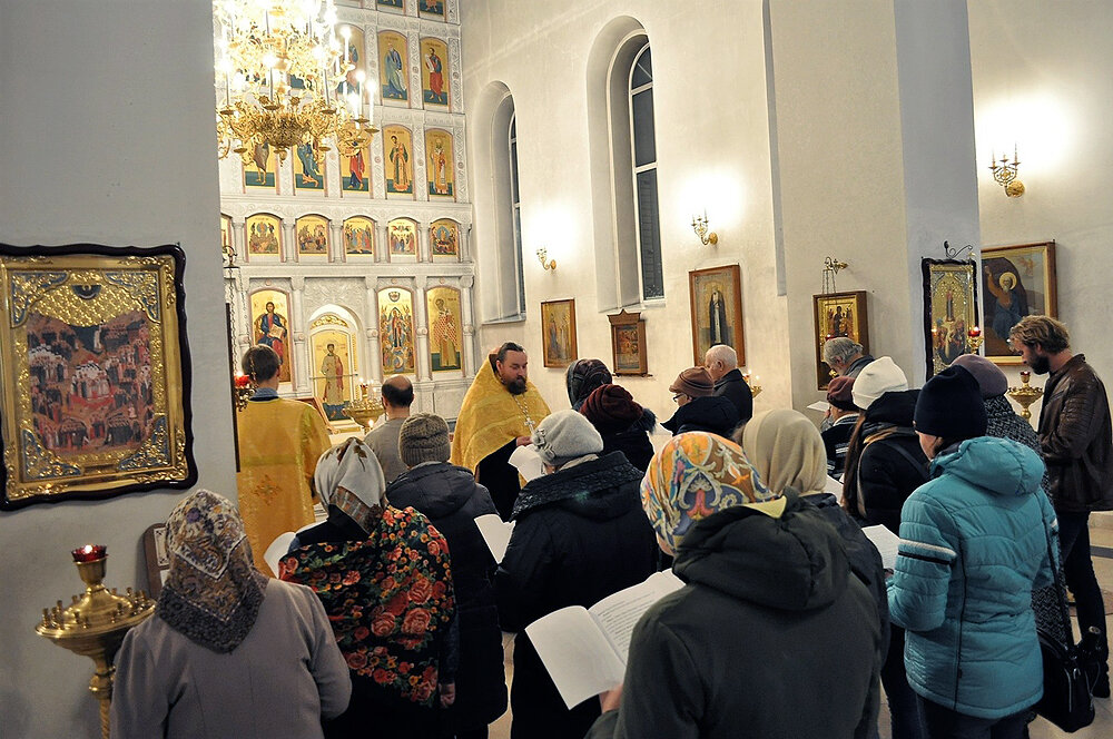 Молебен с акафистом. Молебен с акафистом борису и глебу. Молебен с акафистом. Молебен святителю николаю чудотворцу записки. Храм всех святых.