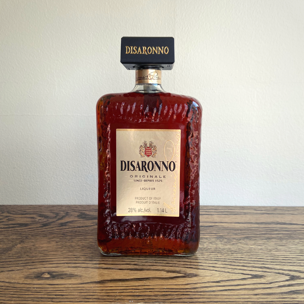 Амаретто это. Ликер Амаретто Amaretto. Амаретто Disaronno. Амаретто ликер миндальный. Ликер Liquor Амаретто.