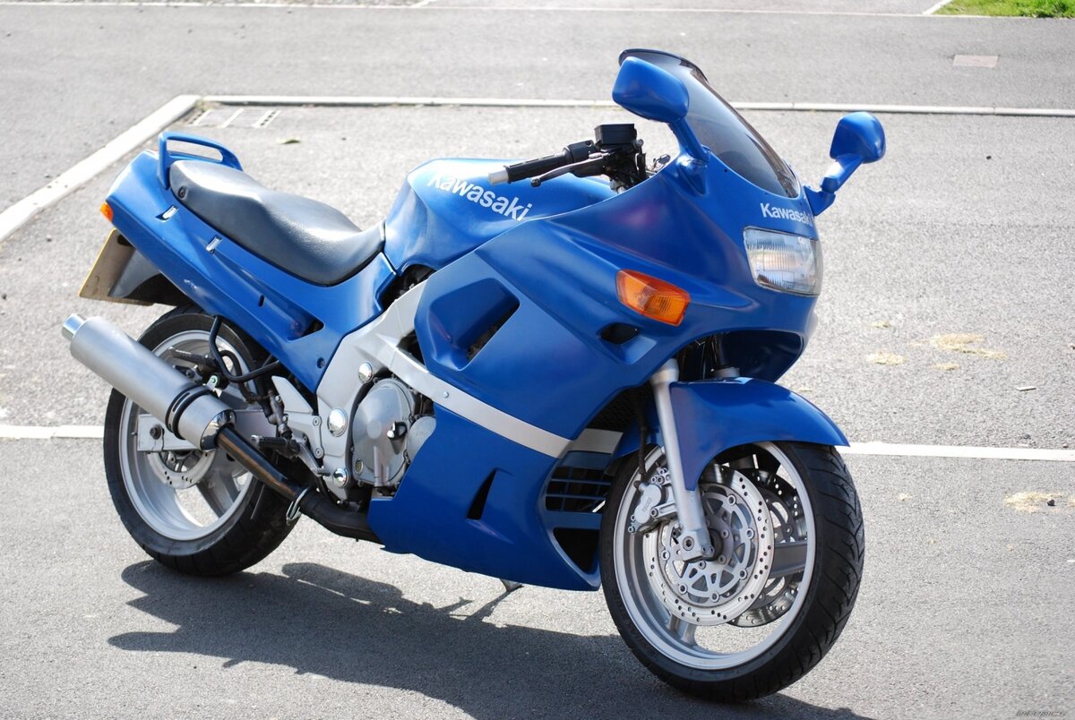 Kawasaki ZZR400 (ZX400K)