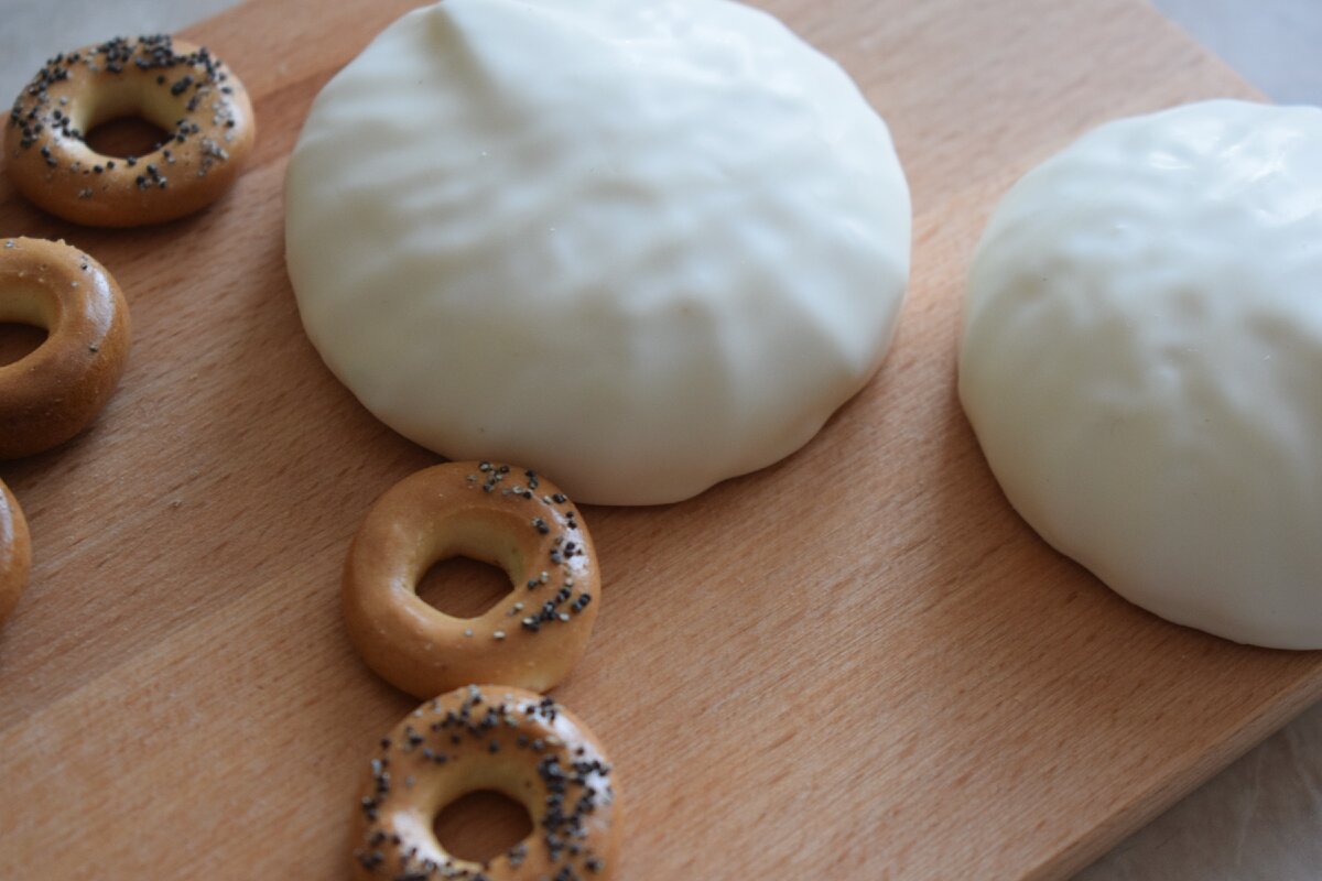 Вкусняшки на разделочной доске из ИКЕА