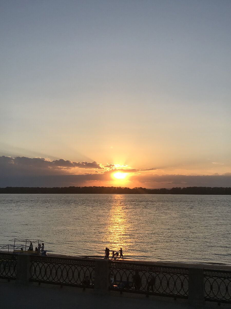 Набережная реки Волга