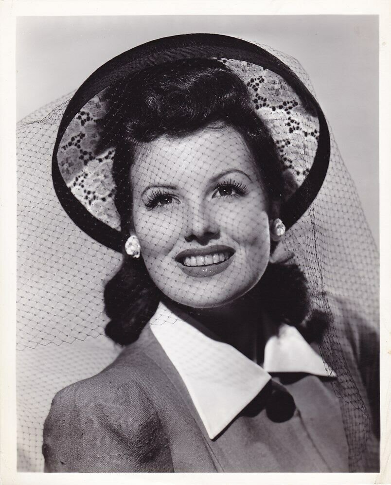  Шейла Райан