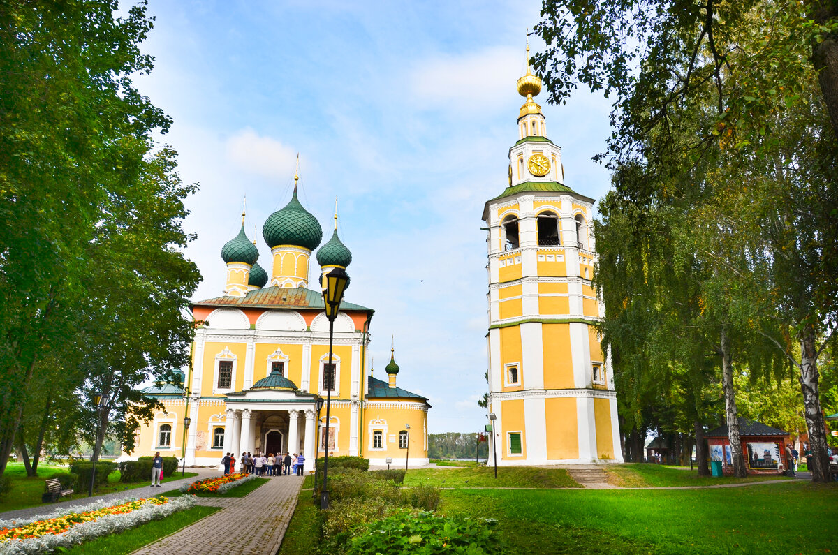 Спасо-Преображенский собор с Колокольней