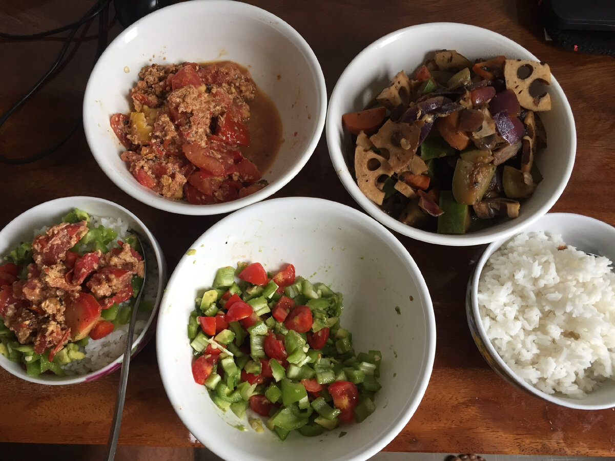 Китайская кухня невероятно вкусная. Не в обиду сказать, я считаю ее самой вкусной 