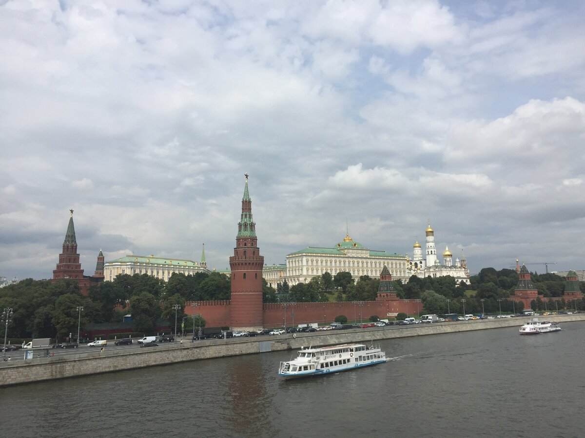 Москва, Кремль. Фото сделано автором и принадлежит автору
