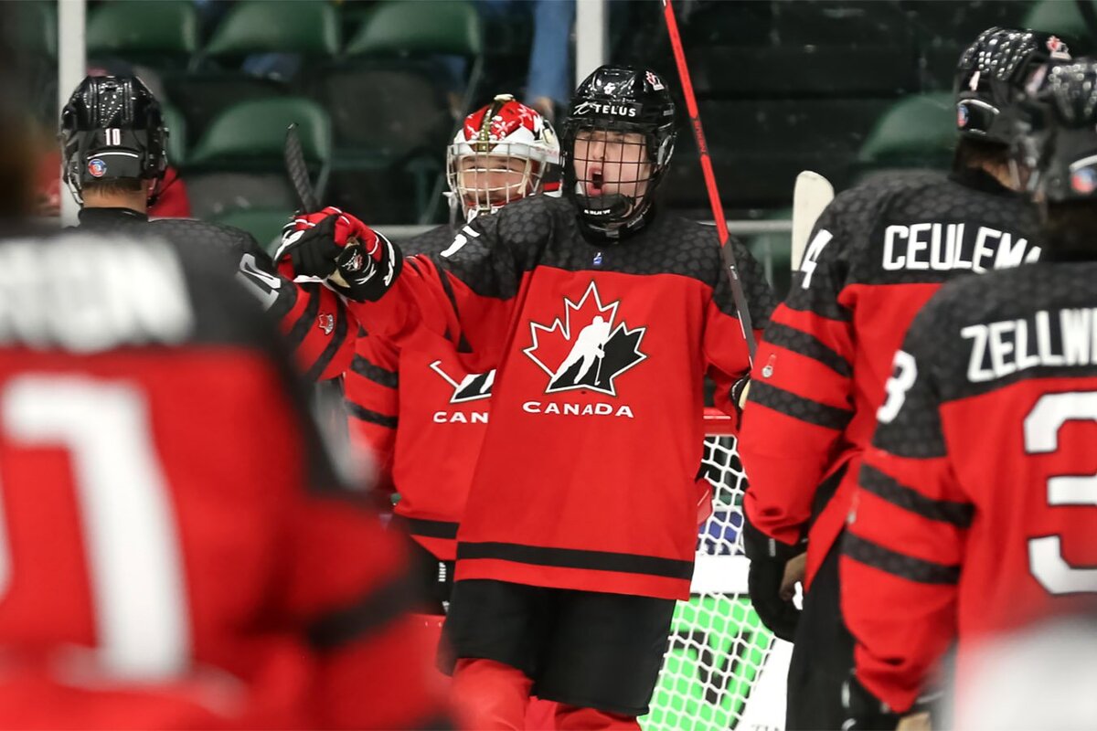 Сборная Канады.