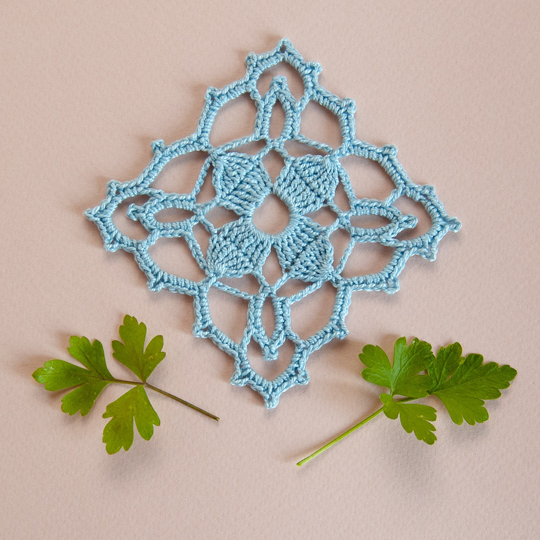 Мотив крючком