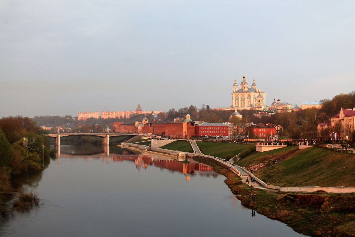 Сколько сегодня в смоленске. Смоленская область. Смоленск. Смоленск город. Областные города Смоленска.