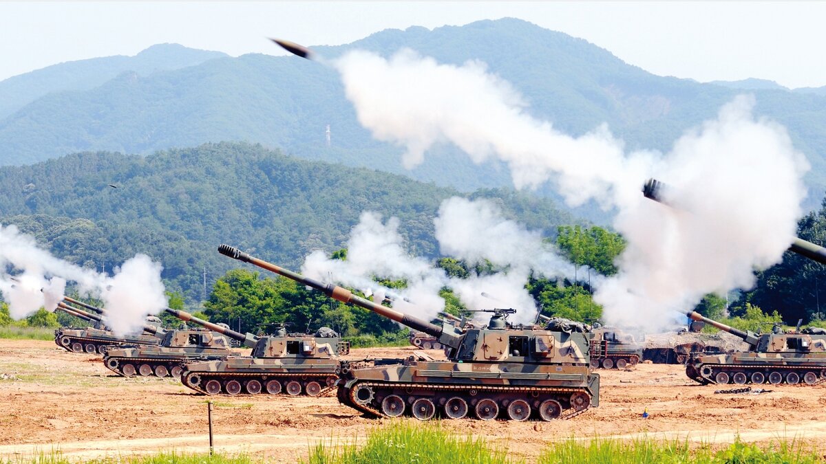 Сау северной кореи. K9 thunder 155mm self-propelled howitzer. Зсу k30. Бмп cv-90 эстония. Военная техника кндр.