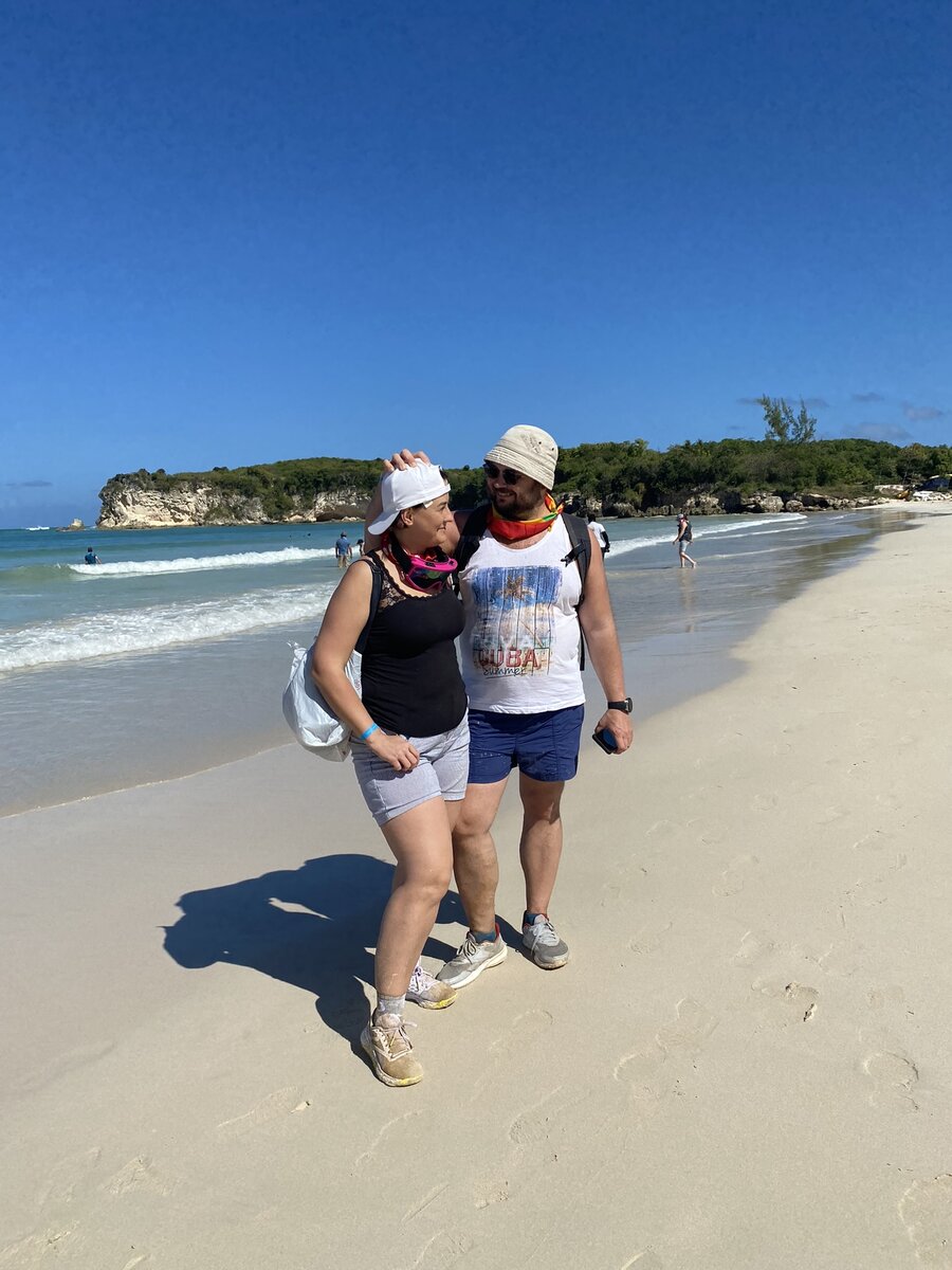 Общественный пляж Макао