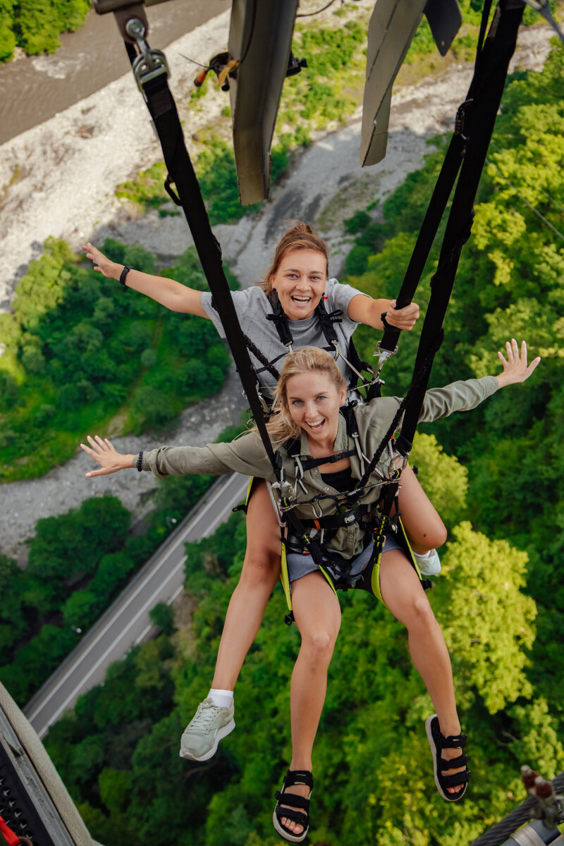 На фото – качели SochiSwing.